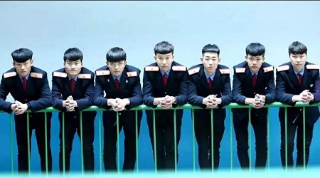 石家莊鐵路職業(yè)高級技工學校校服有幾套 學校新聞 石家莊鐵路職業(yè)高級技工學校校服有幾套 學校新聞